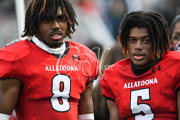 Allatoona vs South Cobb High School Friday Night Football action