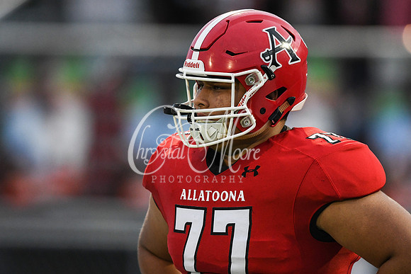 Allatoona vs South Cobb High School Friday Night Football action