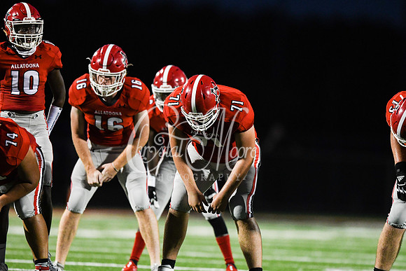 Allatoona vs South Cobb High School Friday Night Football action