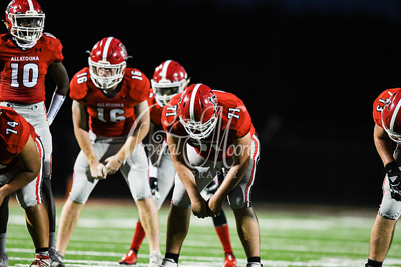 Allatoona vs South Cobb High School Friday Night Football action