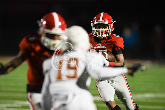 Allatoona vs Kell High School Friday Night Football action