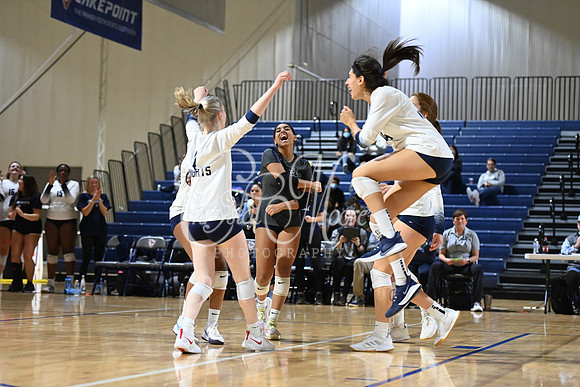 Pace Academy vs Gordon Lee High School during 2021 GHSA State 2A-1A Public Volleyball State Championship