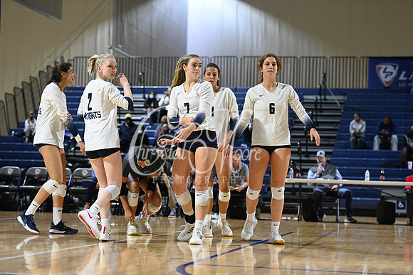 Pace Academy vs Gordon Lee High School during 2021 GHSA State 2A-1A Public Volleyball State Championship