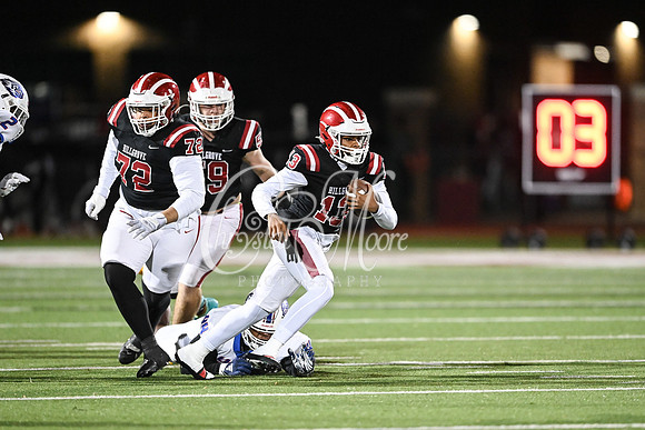 Hillgrove vs Peachtree Ridge during second round GHSA 6A State Football Playoffs