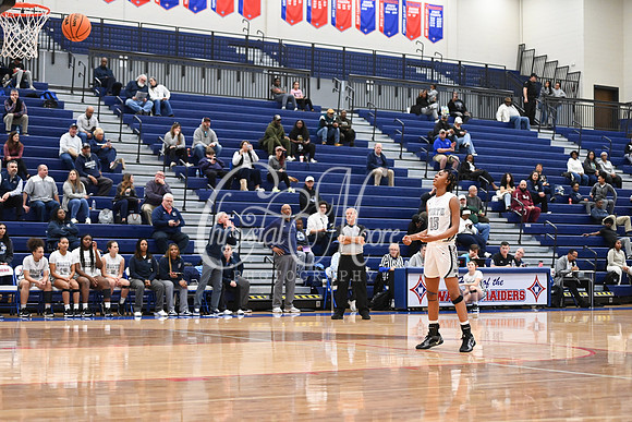 6A Marietta vs 6A North Paulding during Region 5 semi-finals girls basketball tournament